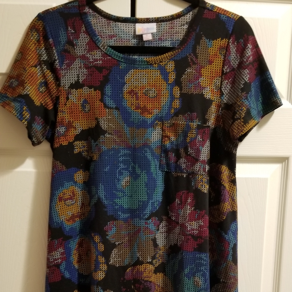 Digital Rose's carly